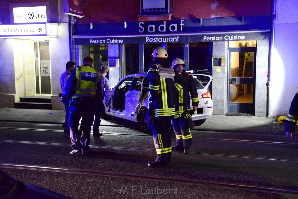 VU Pkw Strab PKlemm Koeln Altstadt Jahnstr P088.JPG - Miklos Laubert